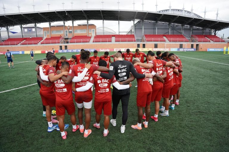 La Selección de Panamá trabaja a todo vapor (foto FEPAFUT).